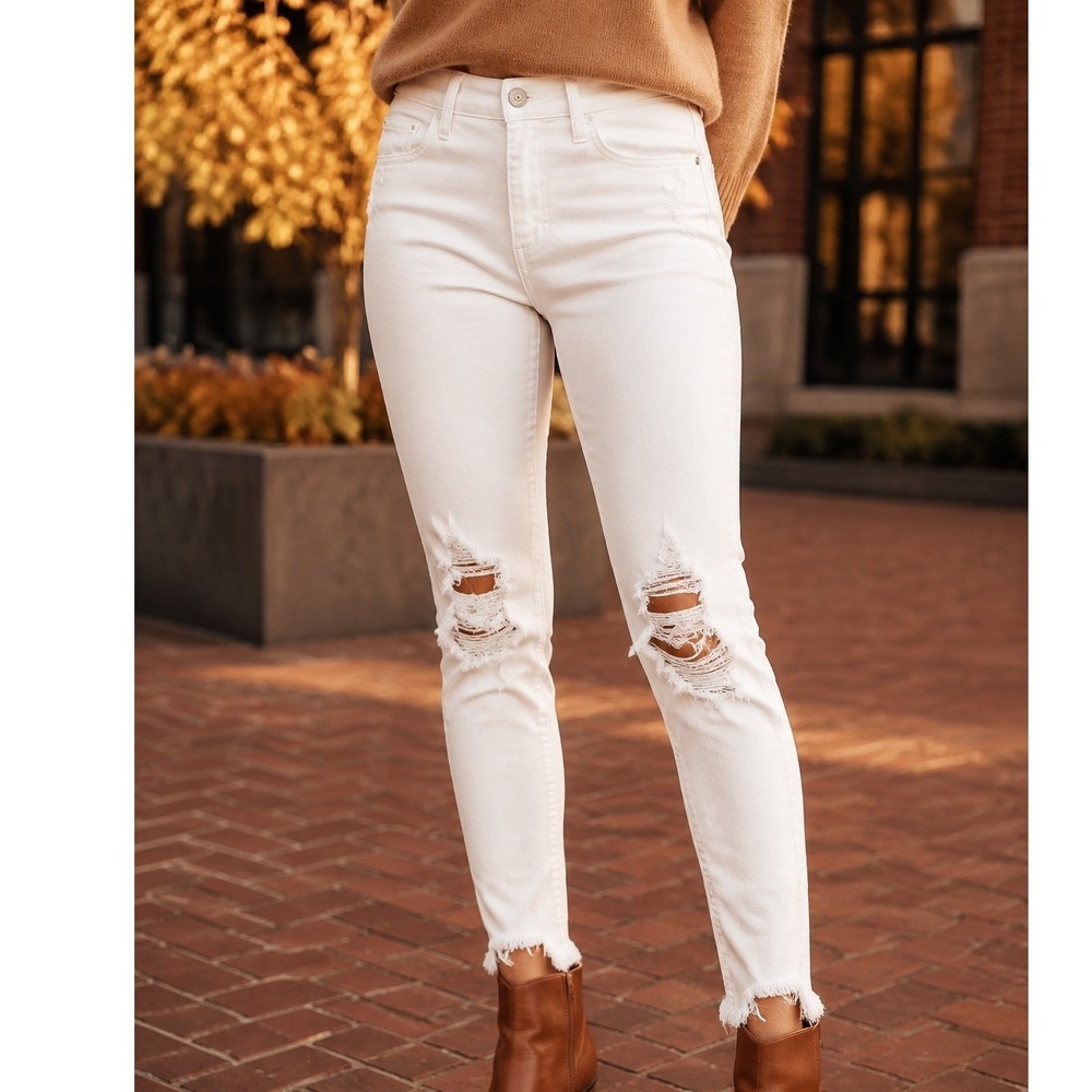 Hidden Jeans Amelia Skinny White Distressed Raw Hem Denim Pants Size 26 NEW crop